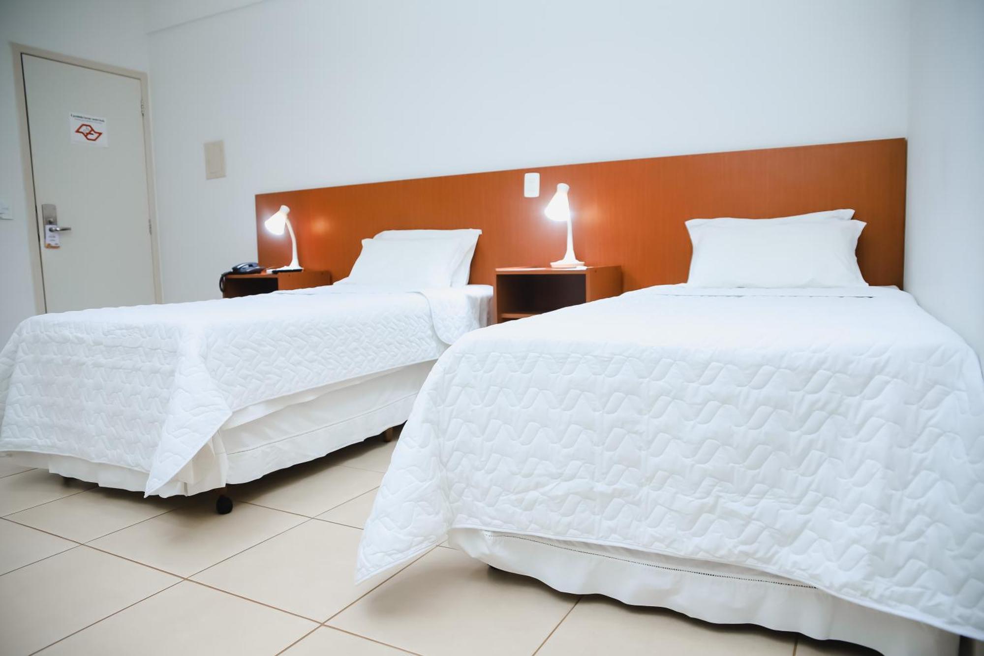 Hotel Agua Das Araras Paraguacu Paulista Phòng bức ảnh