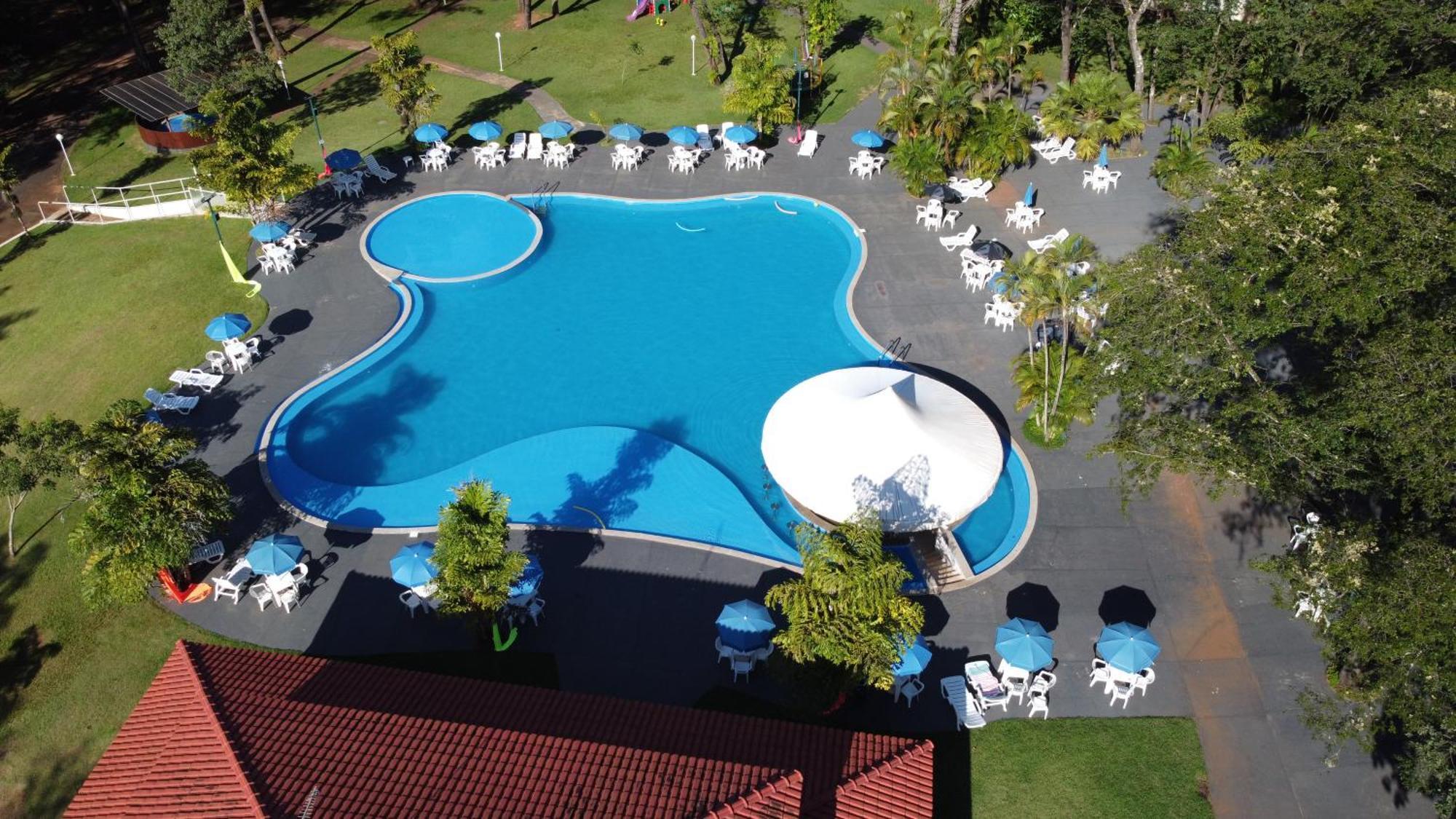 Hotel Agua Das Araras Paraguacu Paulista Ngoại thất bức ảnh